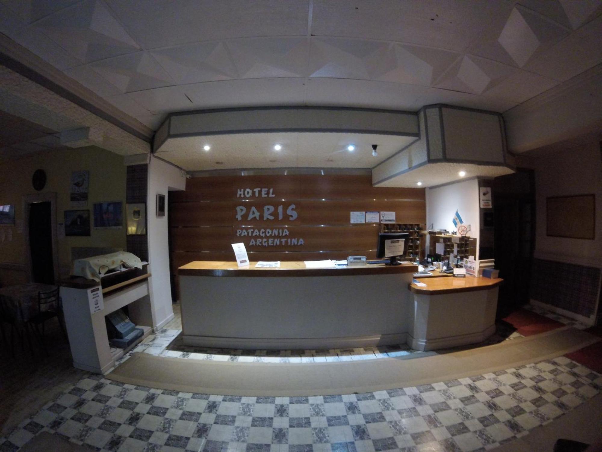 帕里斯酒店 里奥加耶戈斯 外观 照片